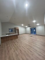 Building Photo - 656 Veronica Ct