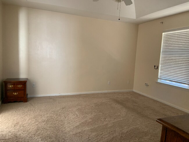 Building Photo - 2871 Alexis Ln
