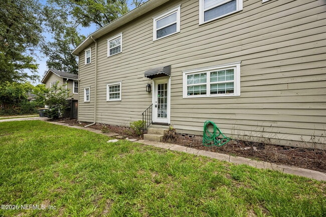 Building Photo - 3643 Herschel St
