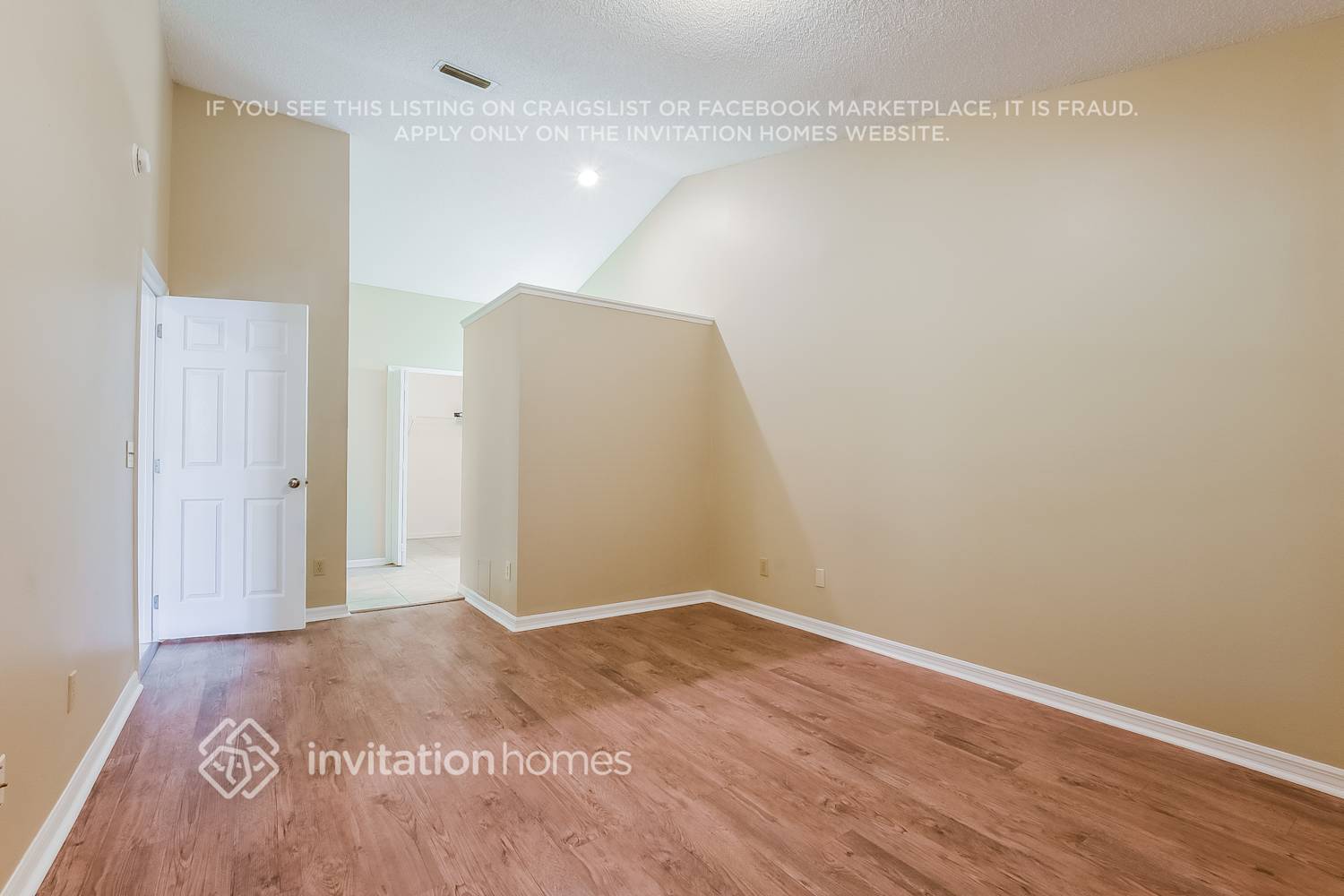 Building Photo - 1978 Fireside Ct