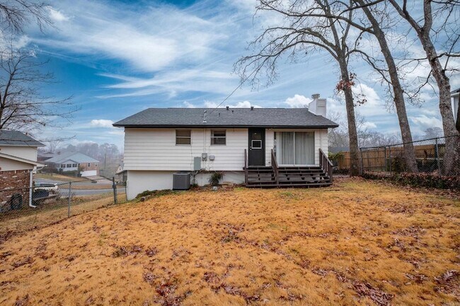 Building Photo - 73 White Oak Ln