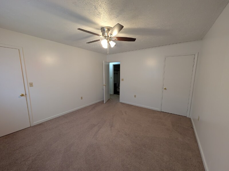 Building Photo - 1008 8th Ave