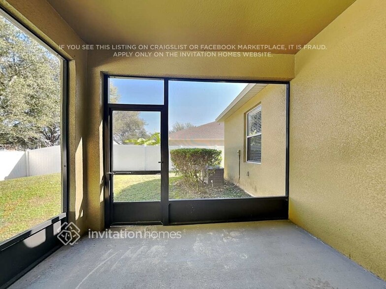 Building Photo - 516 Silverdale Ave