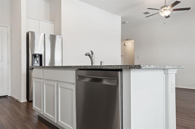 Building Photo - 312 Saguaro Dr