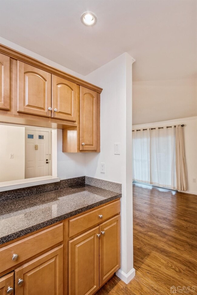 Building Photo - 101 Quince Ct