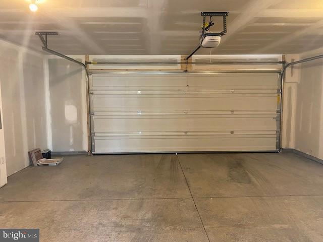 Building Photo - 3252 Mateer Ln