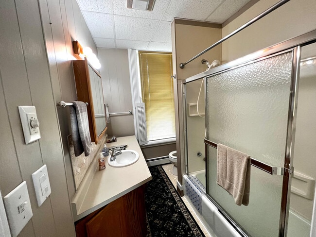 Building Photo - 1409 13th St