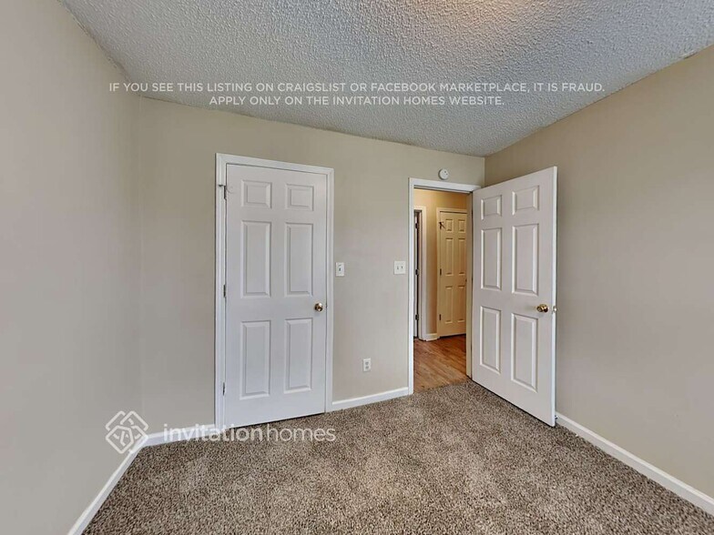 Building Photo - 445 Buffington Dr
