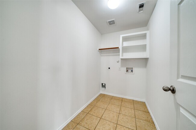 Building Photo - 1730 S Diamondhead Blvd