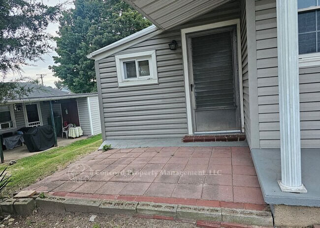 Building Photo - 7607 Meadow Way