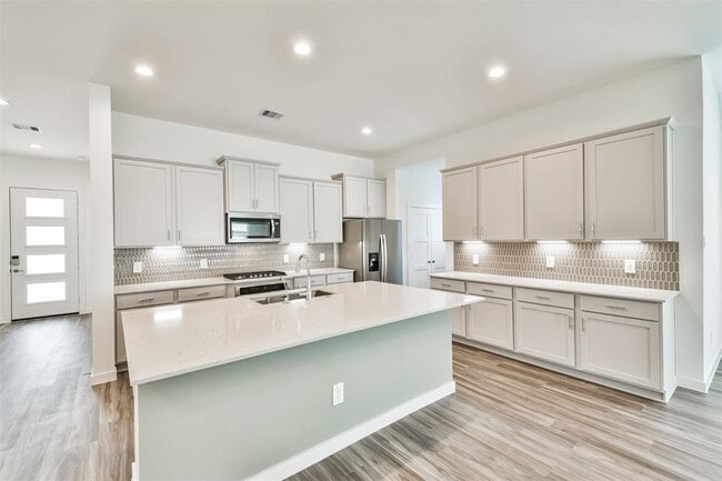 Building Photo - 14316 Yellow Hawthorn Ct