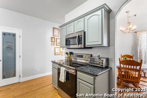 Building Photo - 12031 Mill Pine