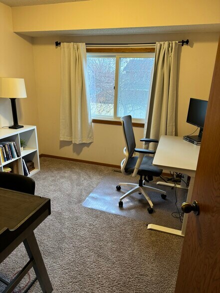 Building Photo - 6511 Upper 22nd St N