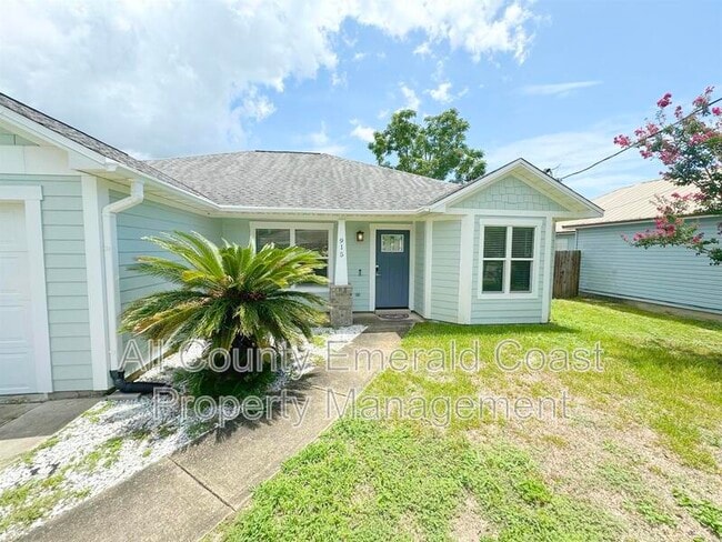 Building Photo - 915 Emily Cir