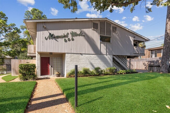 Building Photo - 909 Silber Rd