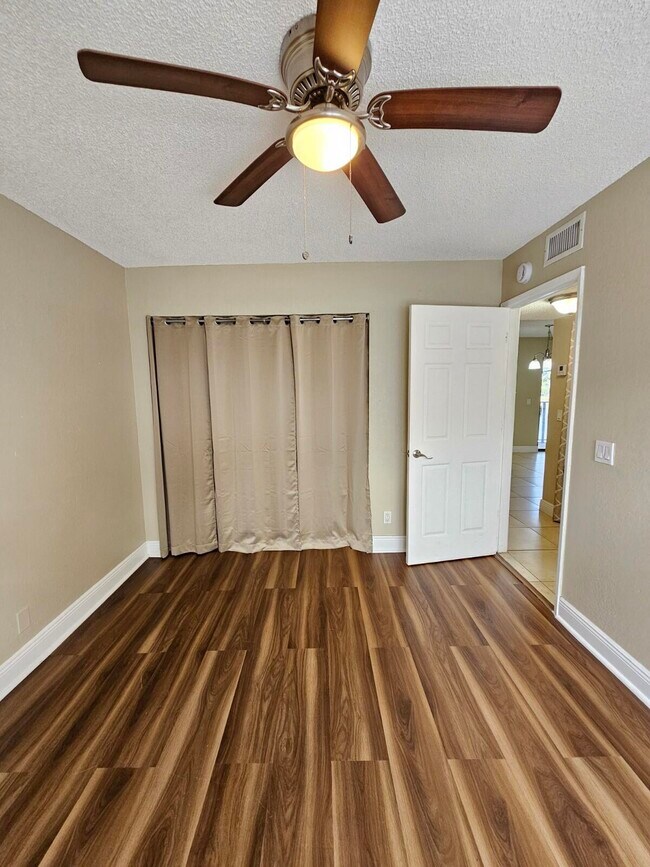 Building Photo - 1520 Windorah Way