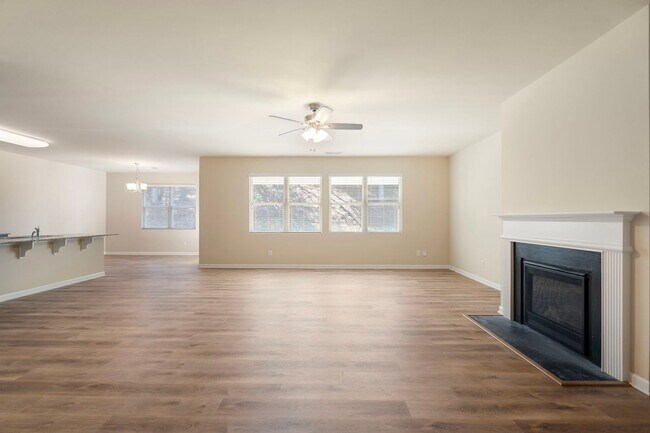 Building Photo - True Ranch Style Living! 2018 Built! 2300+ Square Foot in Swim/Tennis Community