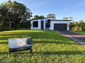 Building Photo - 4320 30th Ave SE