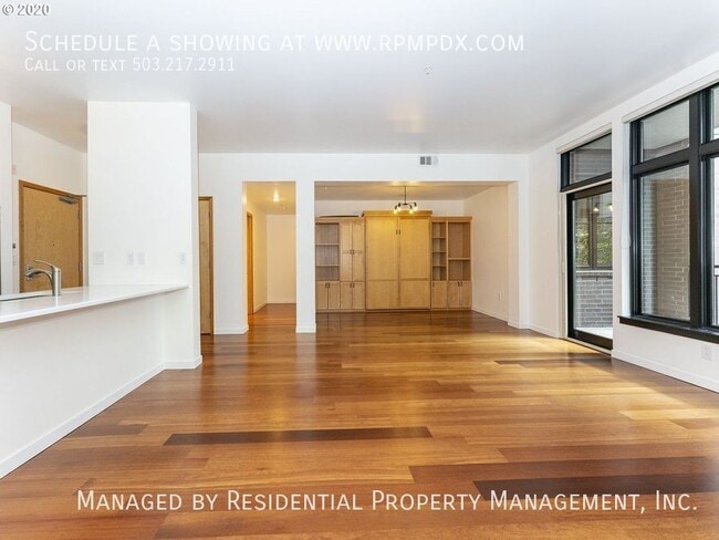 Building Photo - 1030 NW Johnson St