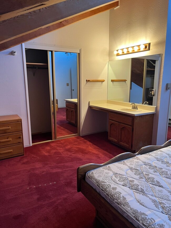 Building Photo - 261 Quaking Aspen Ln