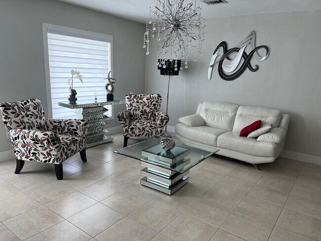 Building Photo - 12770 SW 18th St