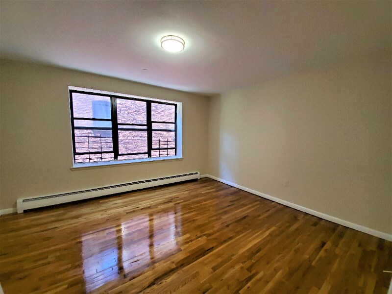 Building Photo - 363 Park Ave