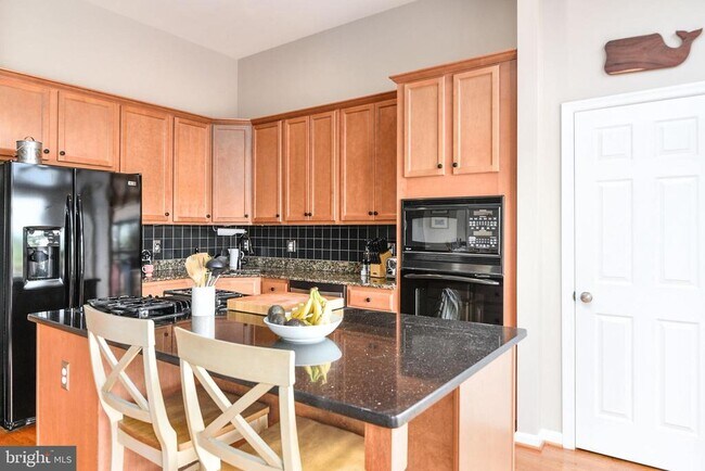 Building Photo - 2372 Battery Hill Cir