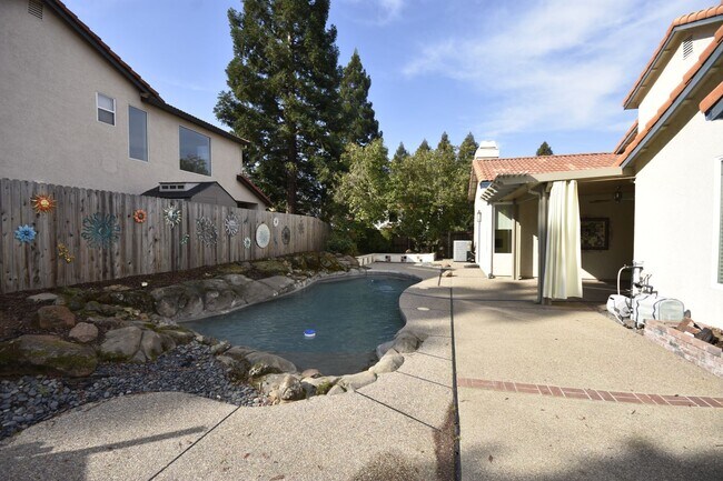 Building Photo - 428 Rockport Cir