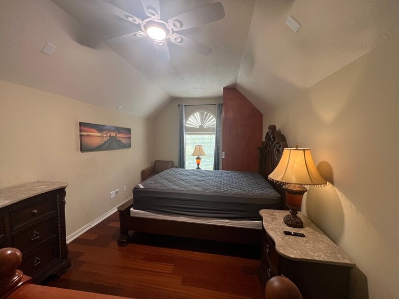 Building Photo - 14014 Summer Ash Ln