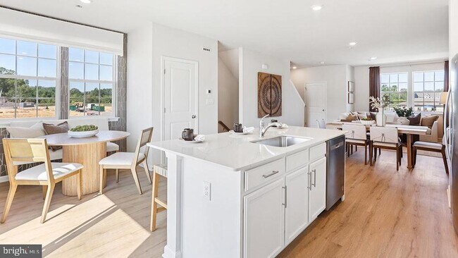 Building Photo - 159 Sandy Rdg Rd