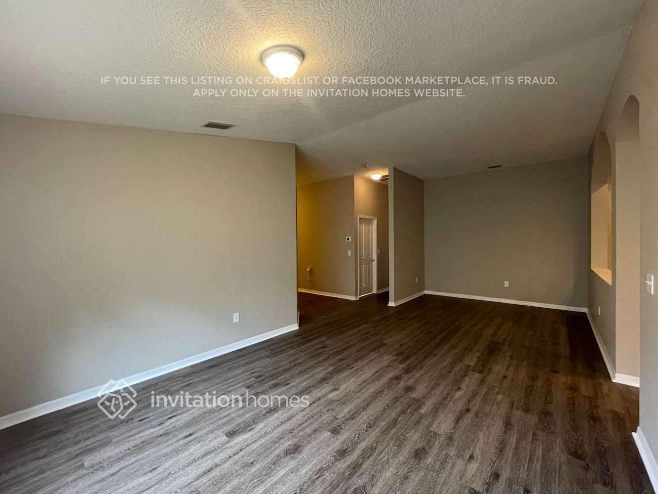 Building Photo - 13030 Old Florida Cir