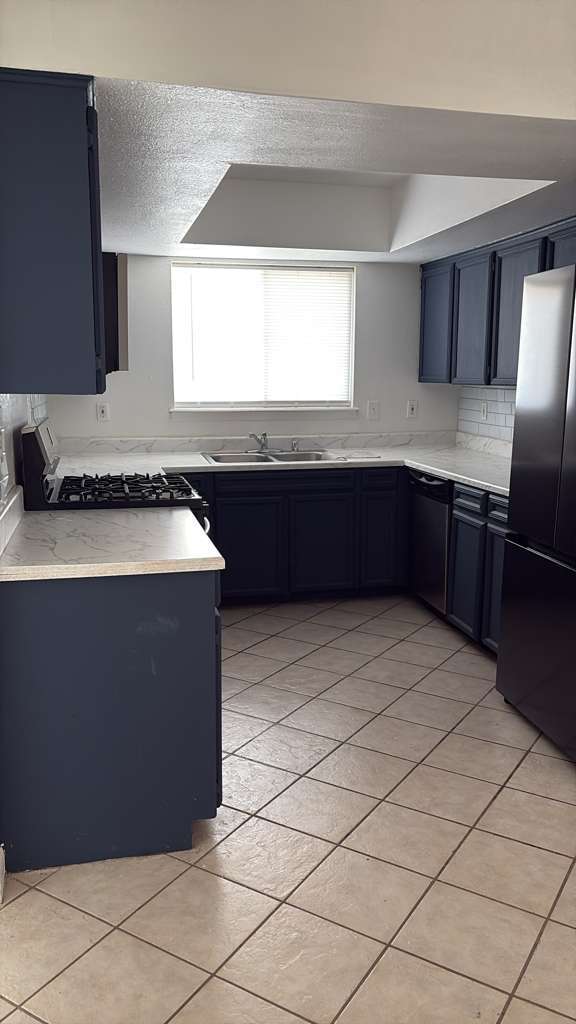 Building Photo - 141 Masquerade Ln