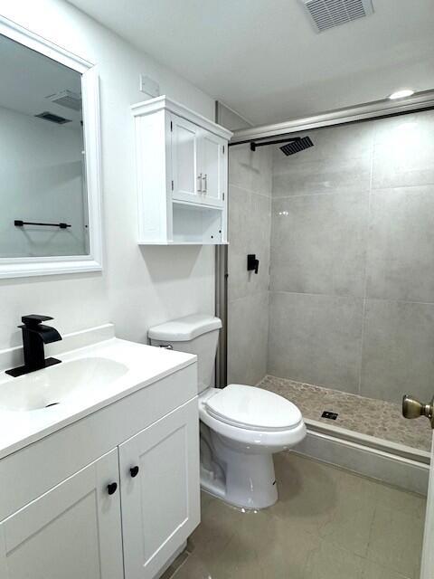 Building Photo - 531 Shady Pine Way