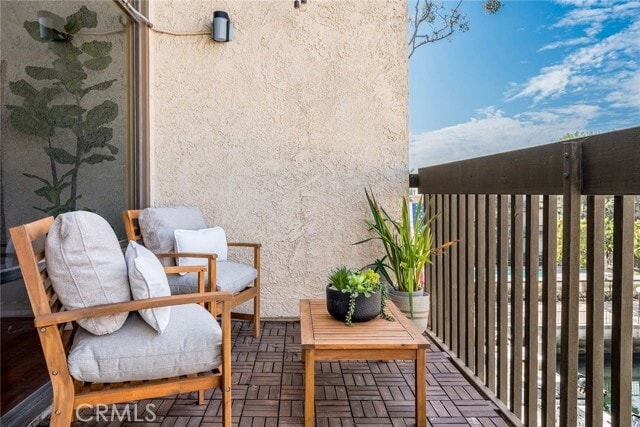 Building Photo - 9331 Marina Pacifica Dr N