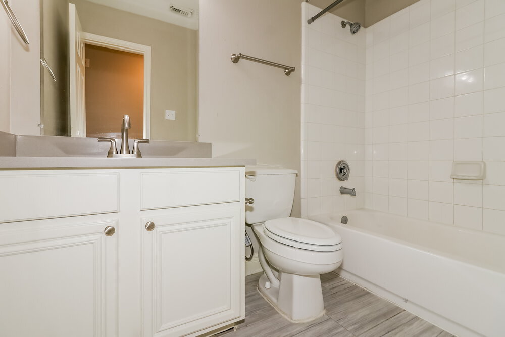 Building Photo - 25235 Clover Ranch Dr