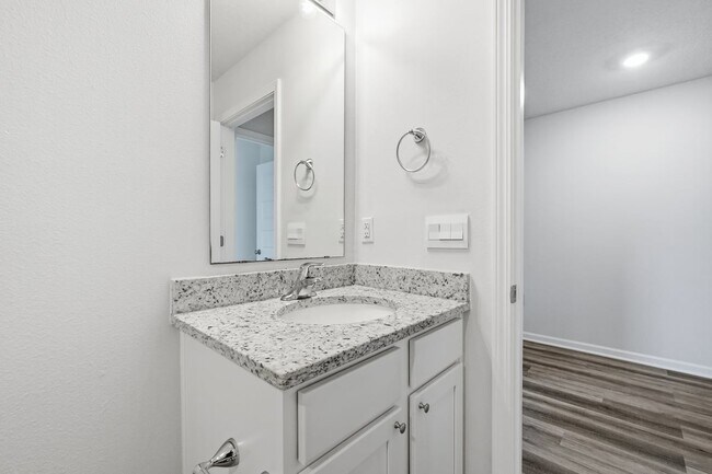 Building Photo - 941 Sandbar Loop