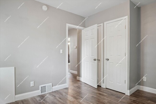Building Photo - Charming 3-Bedroom Bungalow for Rent in Po...