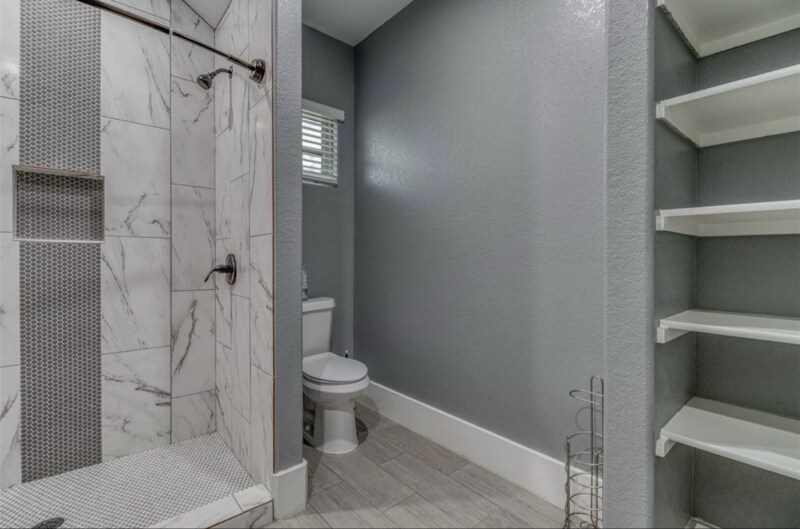 Building Photo - 478 Las Palomas Dr