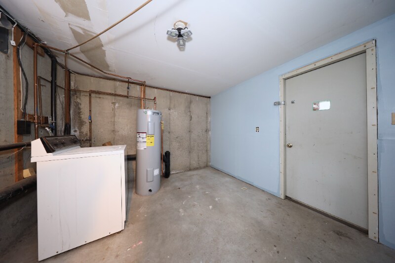 Building Photo - 146 Macarthur Dr