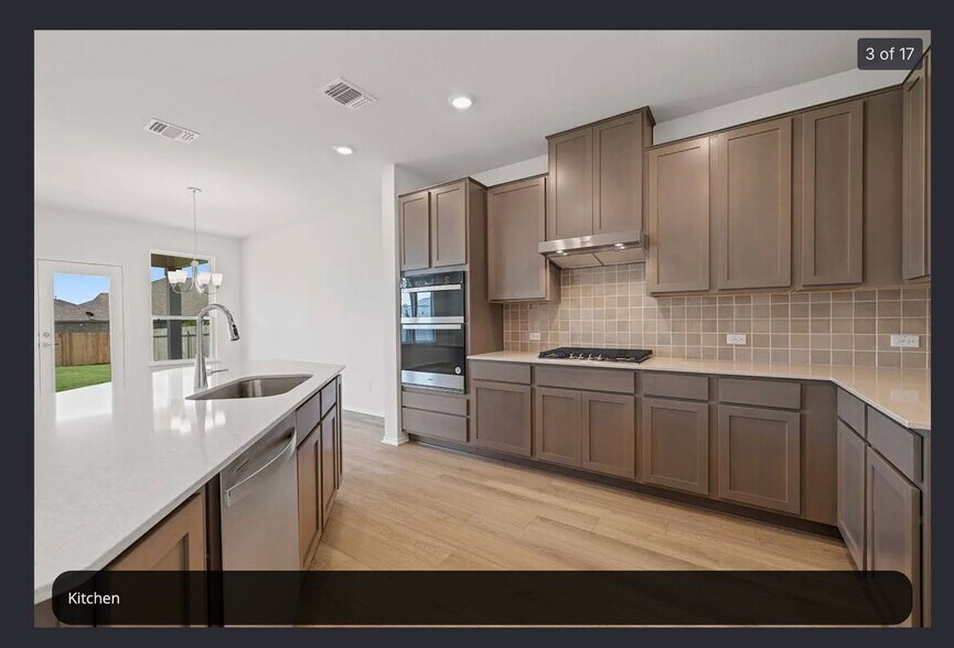 Building Photo - 4705 Teverola Dr