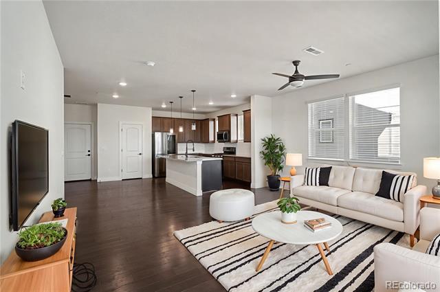 Building Photo - 1835 Rose Quartz Heights