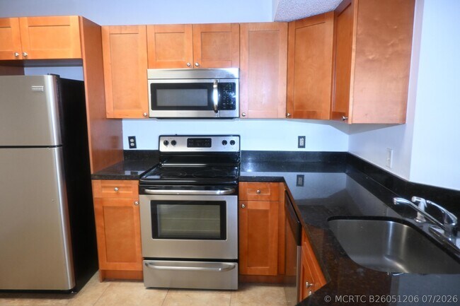 Building Photo - 8721 Wiles Rd