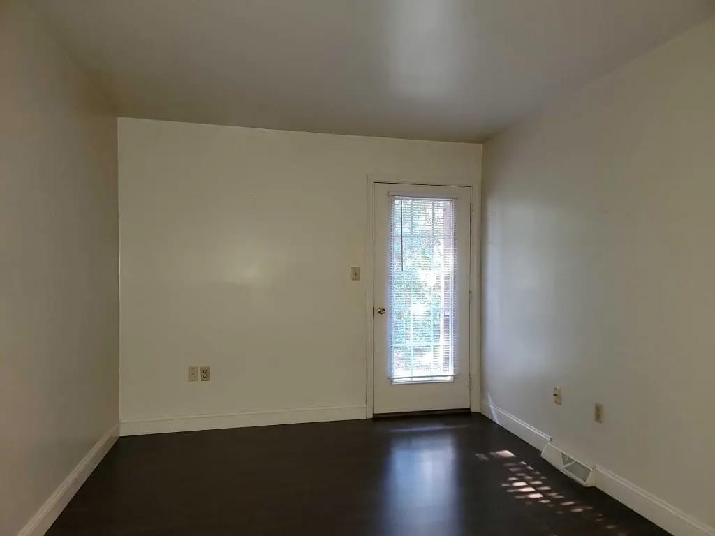 Building Photo - 1543 Lincoln Heights Ave