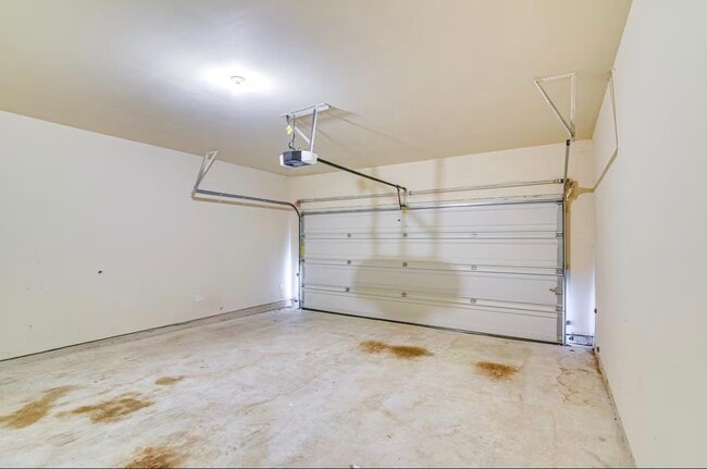 Building Photo - 15015 Winter Valley Ct