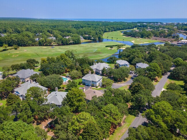 Building Photo - 34 Collins Meadow Dr