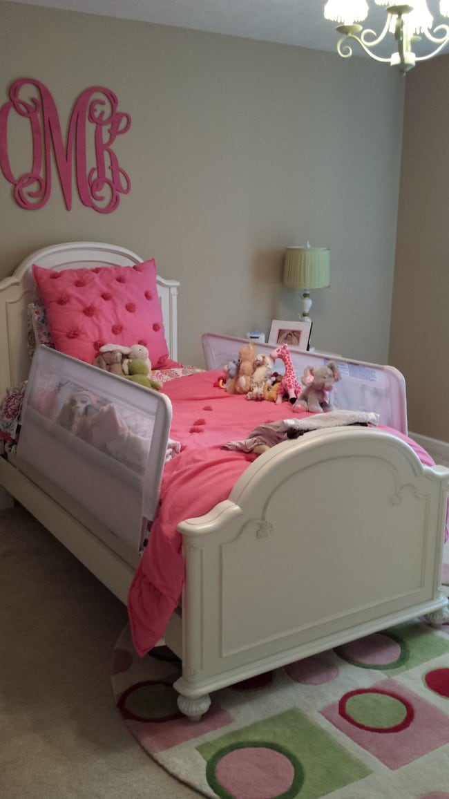 Building Photo - 1825 Park W Dr