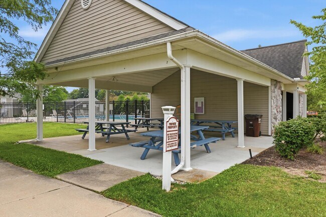 Building Photo - 1335 Millbrook Trail