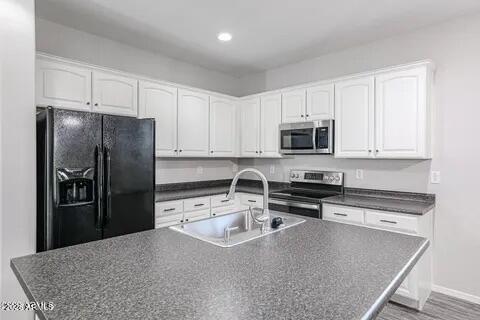 Building Photo - 18009 W Sunnyslope Ln