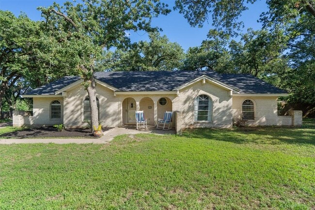 Primary Photo - 1601 O'Kelley Rd