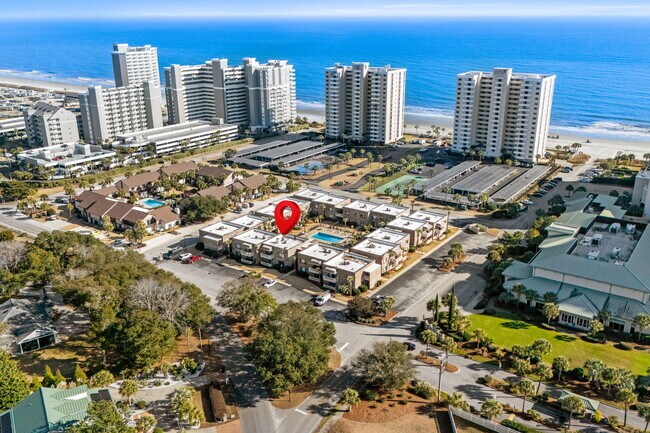 Building Photo - 10100 Lakeshore Dr